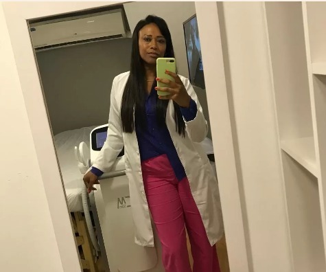 Leca Oliveira, especialista em massagem modeladora no Rio de Janeiro (RJ).